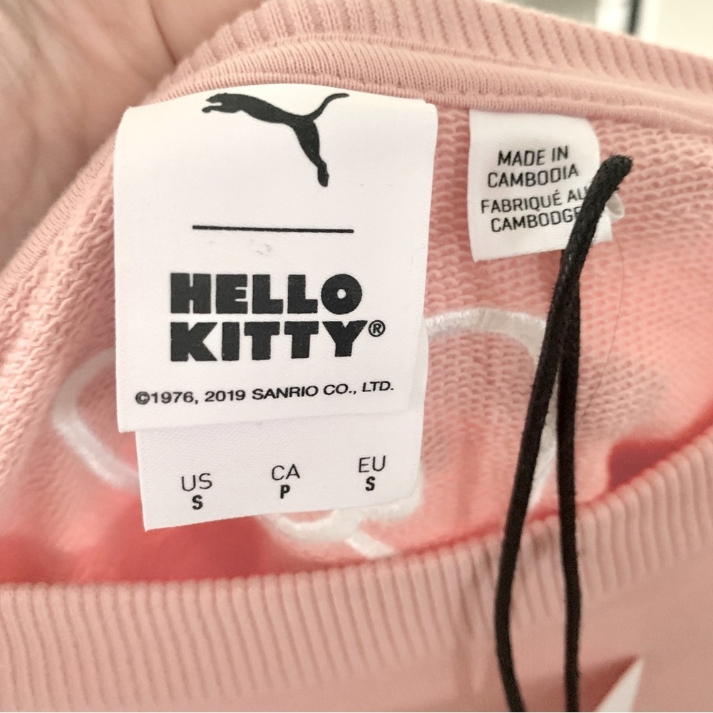 🎀 Hello Kitty x PUMA Pink White Text Graphic Sweatshirt - Picture 8 of 12